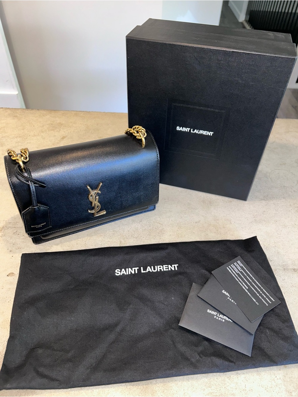 Saint Laurent Black Sunset Medium With Smooth Leather and gold hardware - Picture 3 of 11